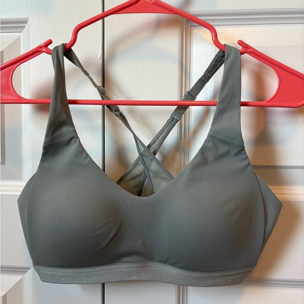 Lululemon Push Up Sports Bra